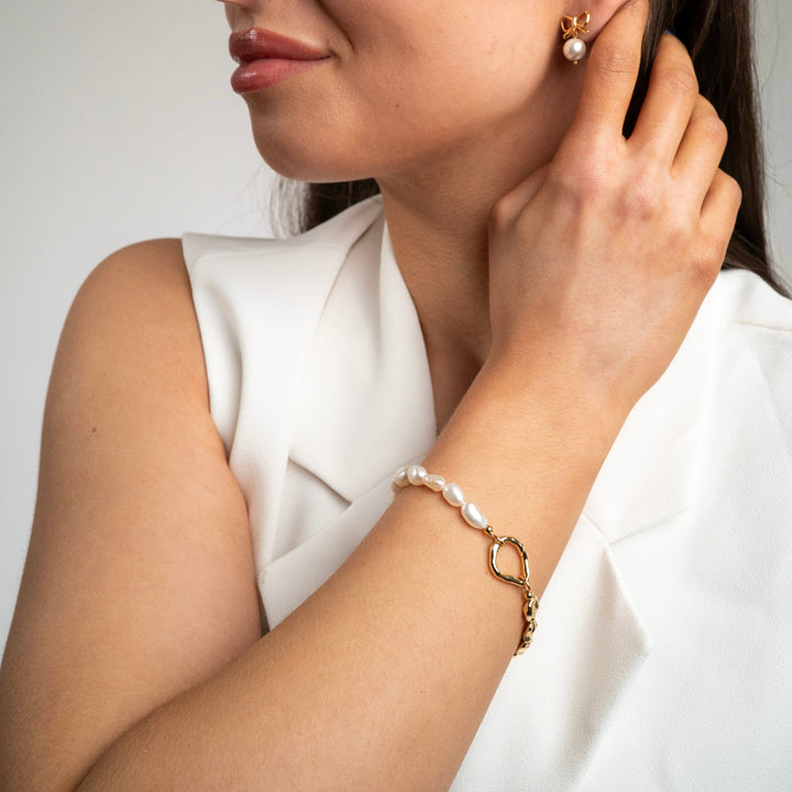 Matt Pearl Bracelet Gold