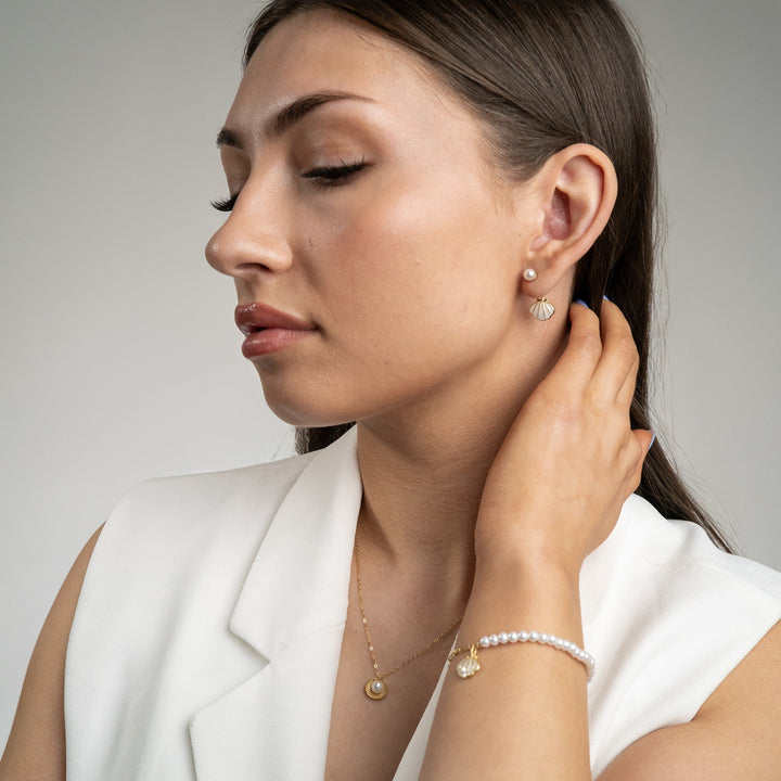 Pearl Shell Bracelet Gold