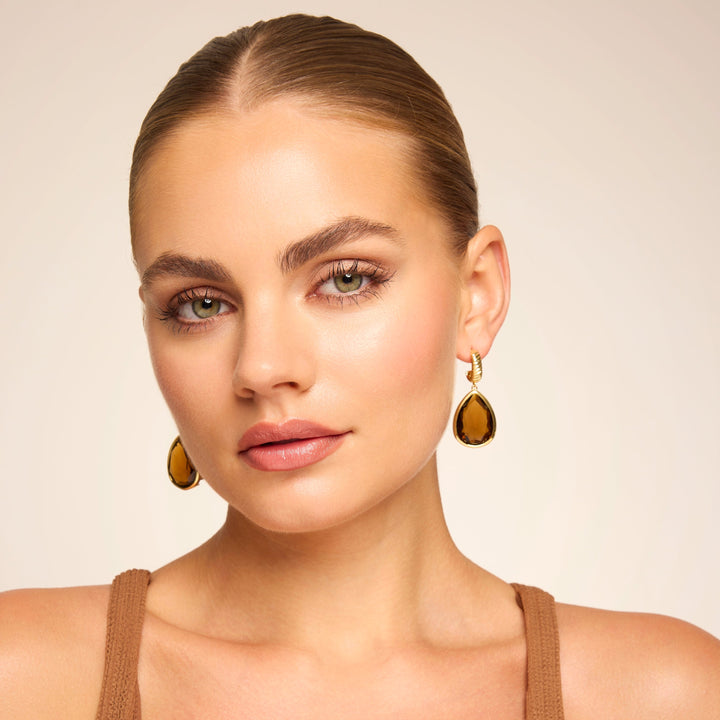 Vasnti Earrings Gold