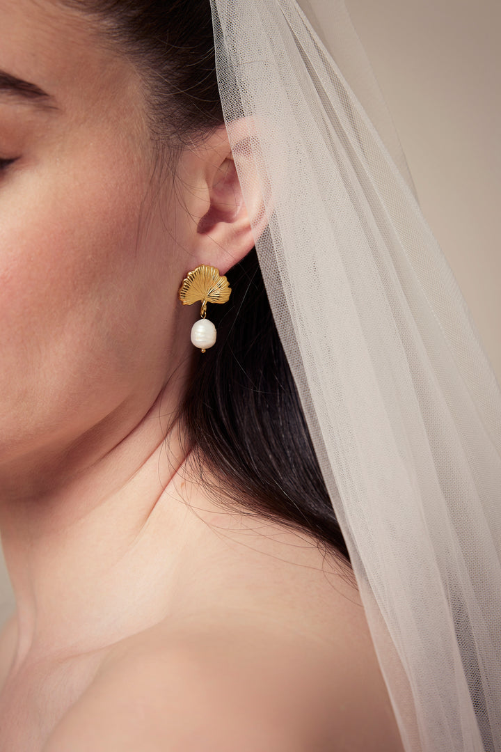 Ginkgo Pearl Drop Earrings Gold