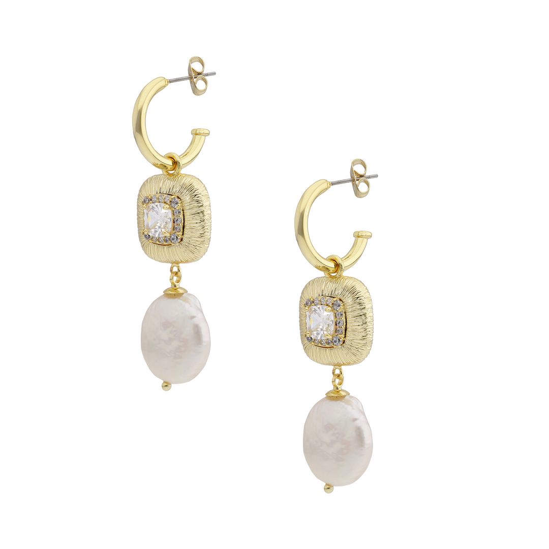 Ema Earrings in Gold