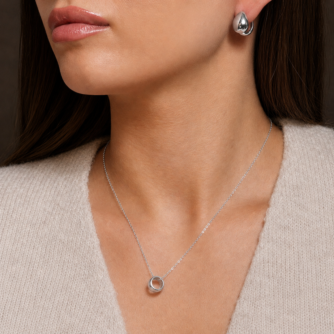 Macy Necklace Silver