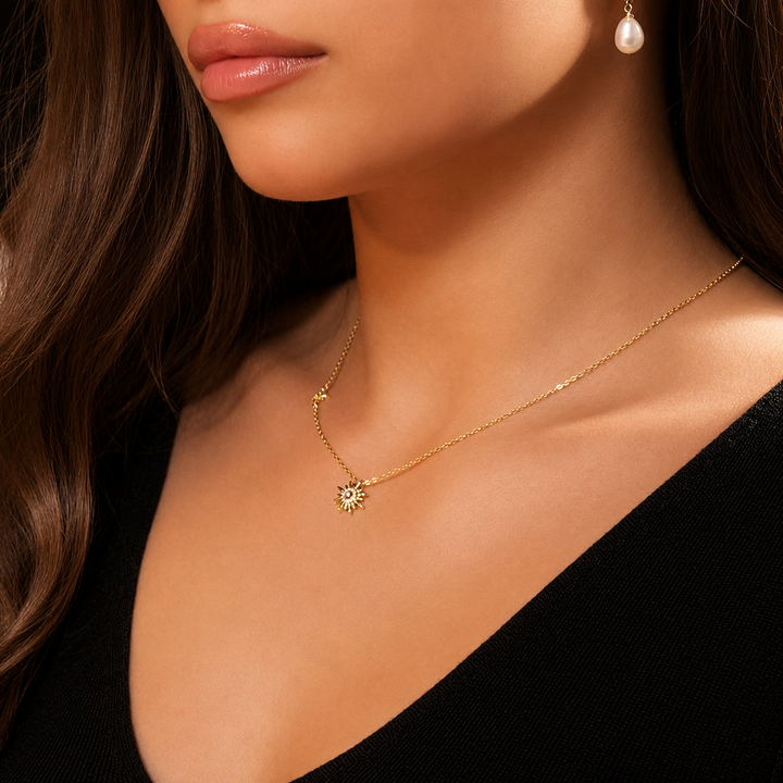 Sun gaze necklace Gold