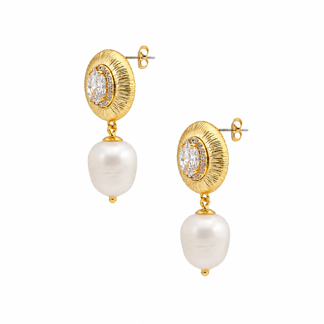 Kyo Earrings in Gold