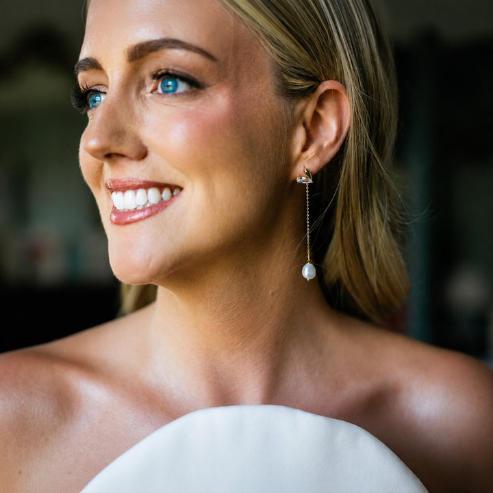 Mio Earrings in Gold