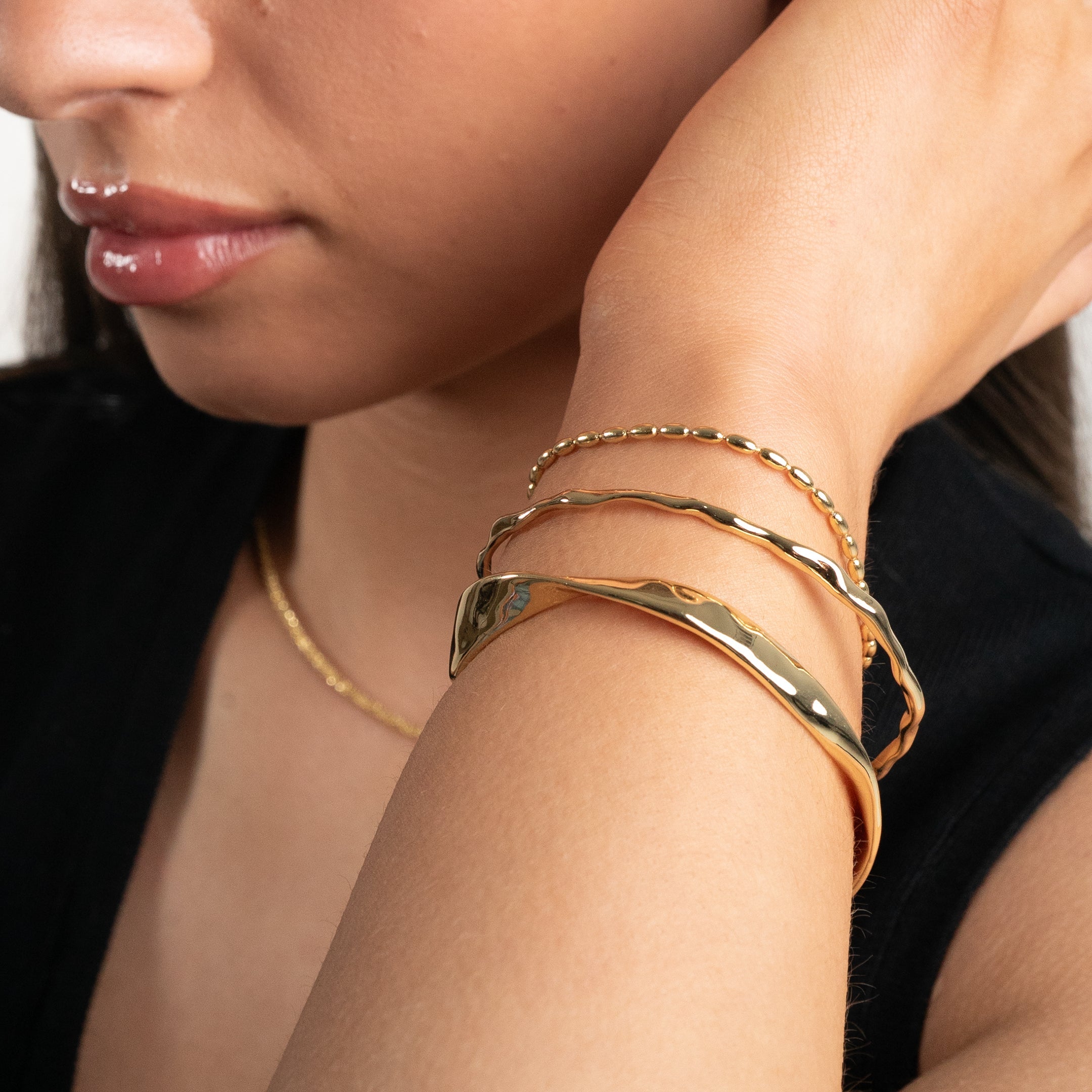 Wave Bangle Gold | Minimal Ocean-Inspired Gold Bracelet – Choko