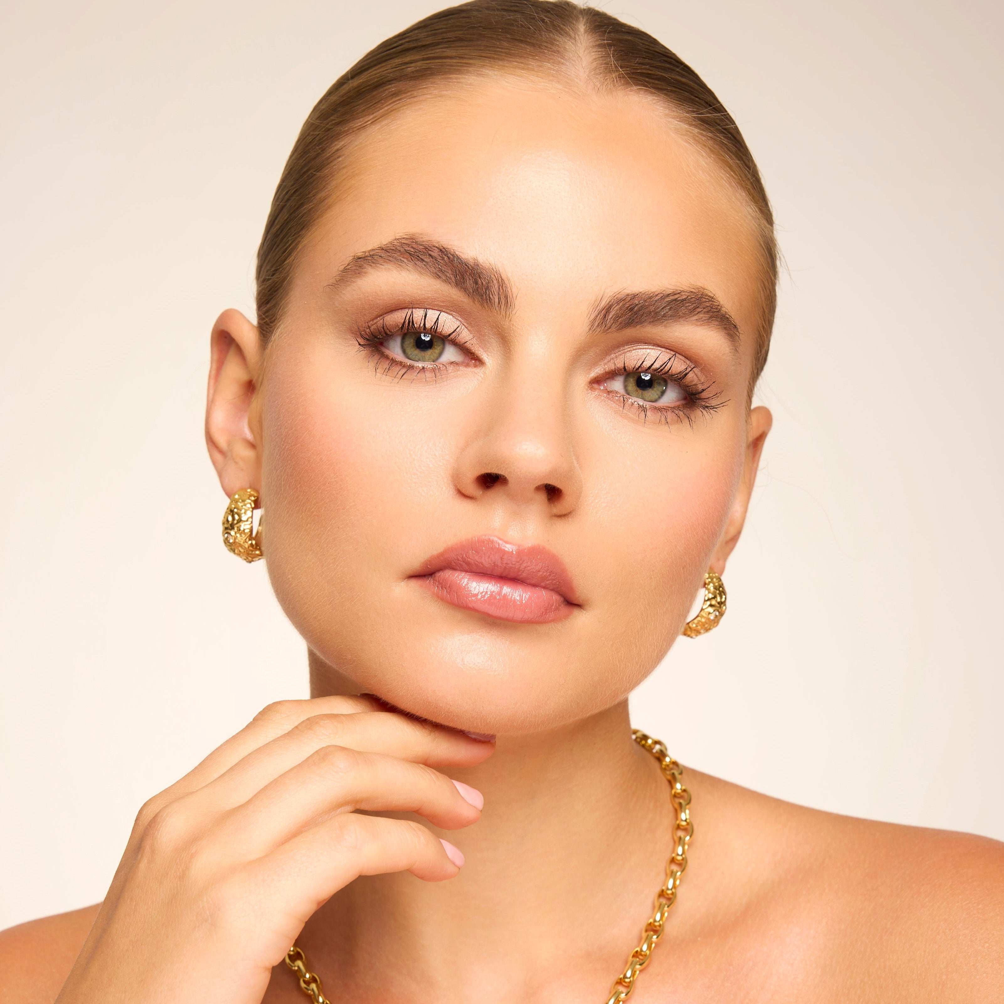 Lisa Hoop Earrings Gold | Bold Statement Hoop Earrings – Choko