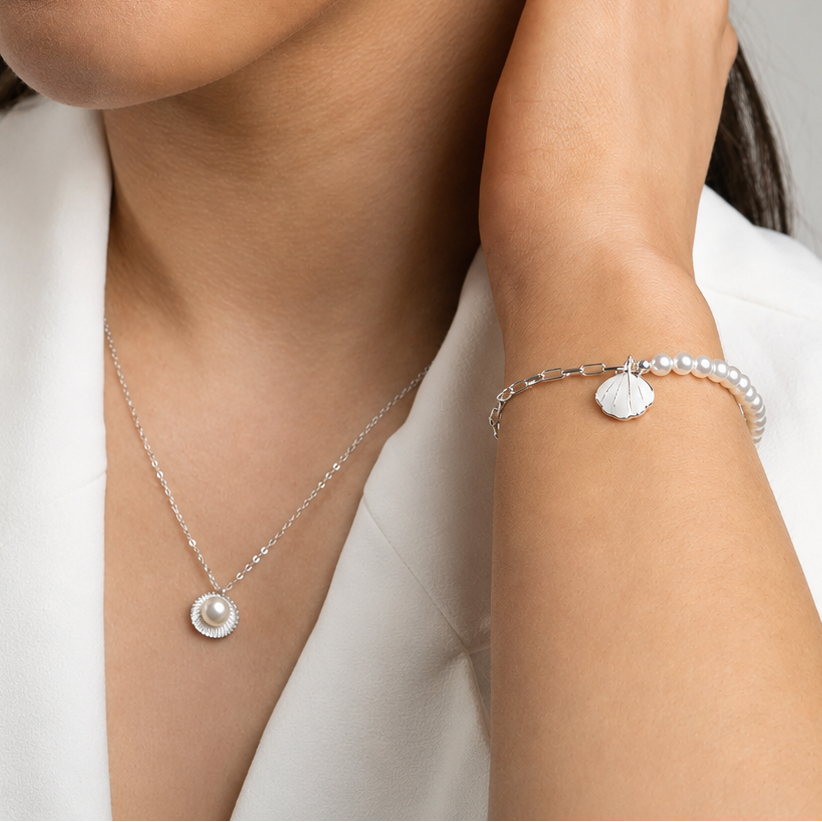 Open shell and pearl necklace Silver