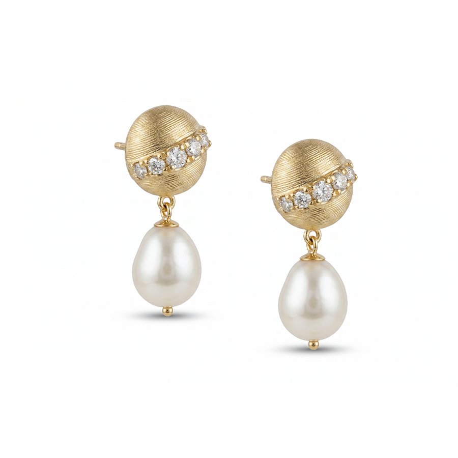 Hana Pearl Drop Earrings in Gold