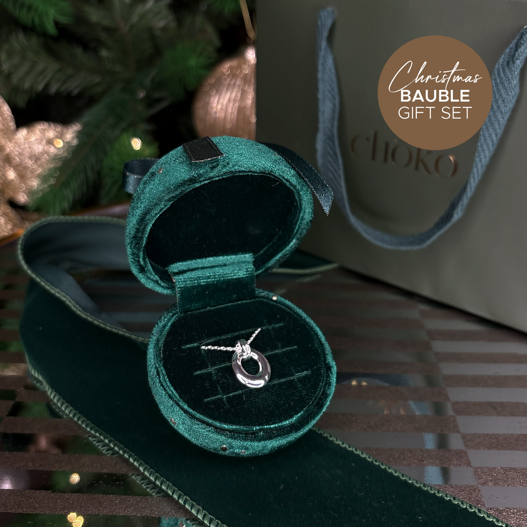 Melanie Silver Necklace & Christmas Bauble Gift Set